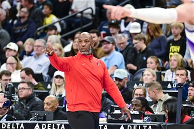 Repórter dos EUA: O gerente geral do Trail Blazers ordenou estritamente aos jogadores que não contatassem Billups durante a investigação