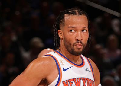 Um novo visual! Os Knicks derrotaram Cavaliers e Celtics nos dois primeiros jogos da nova temporada.