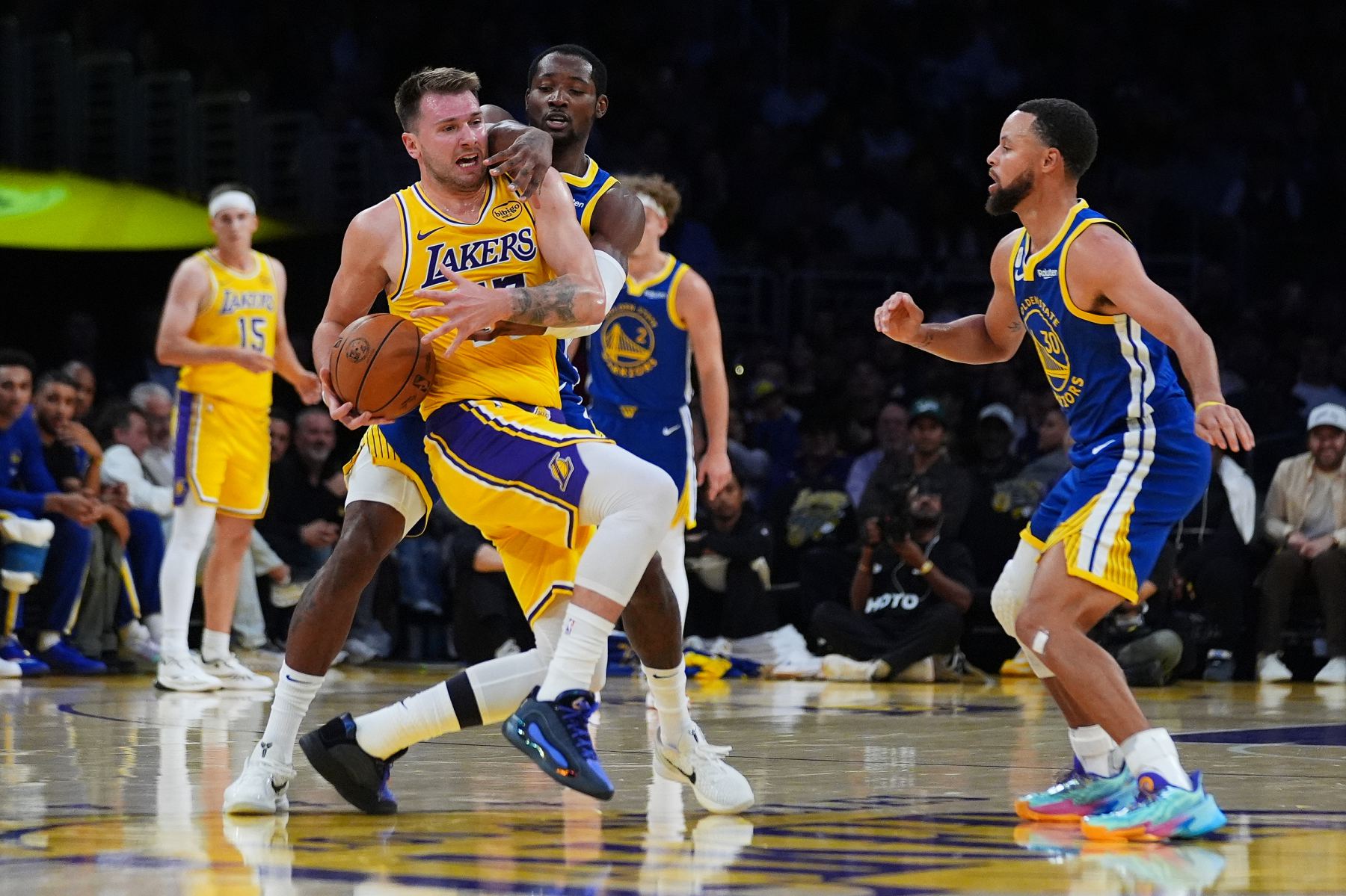 Exclusivamente número um! Pela oitava vez na carreira, Doncic marcou pelo menos 45 pontos, 10 rebotes e 5 arremessos de três pontos em um único jogo.
