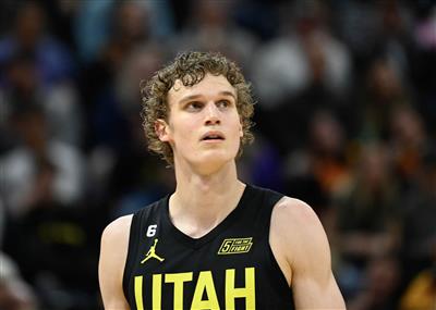 Indefeso! Markkanen marcou 33 pontos em 12 de 23 arremessos, 4 rebotes e 1 assistência.