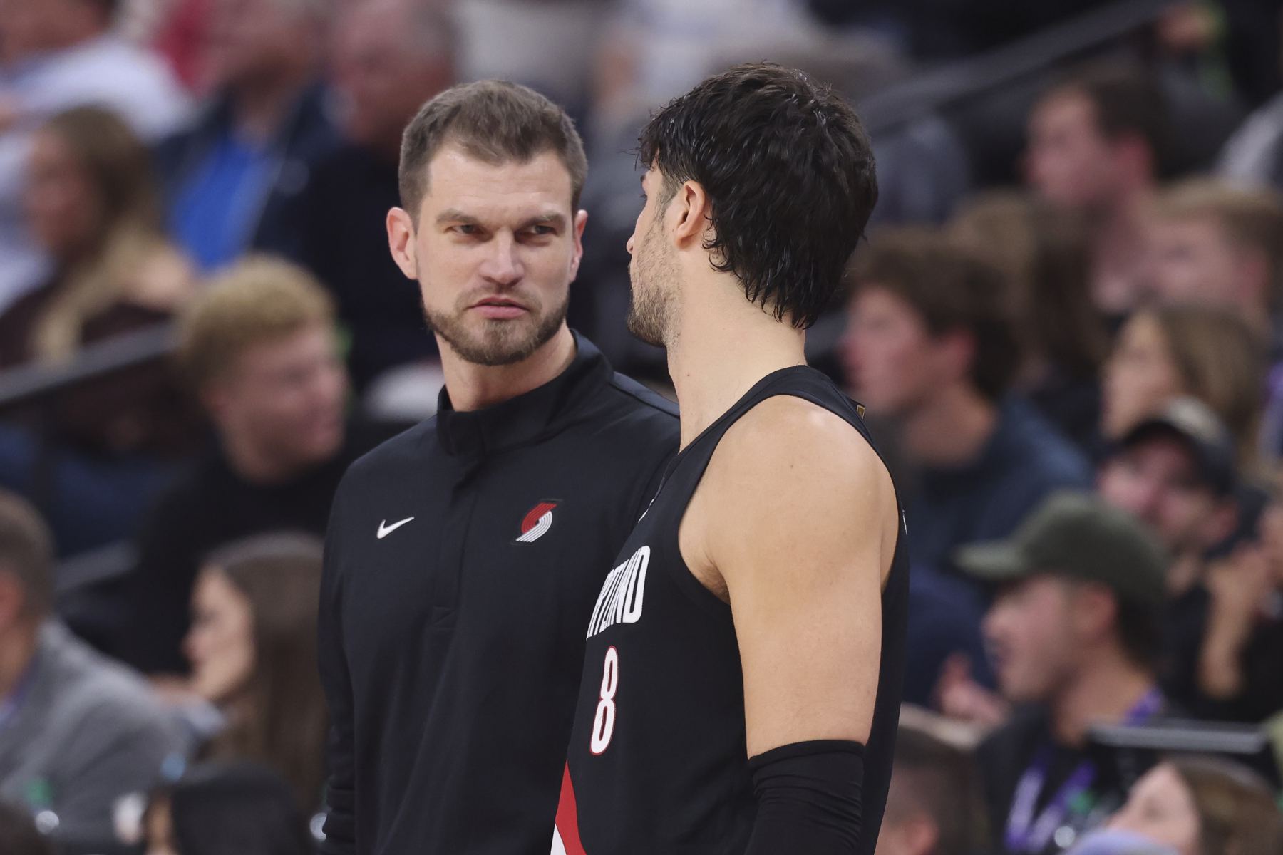 Splitter liderou o time na derrota do Lakers, Nuggets e Thunder. Ele é o melhor candidato para o novo treinador?