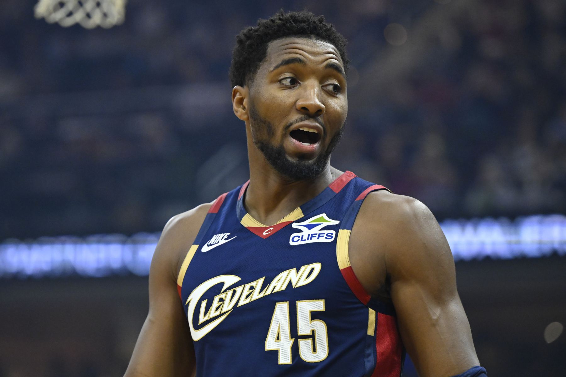 Os 40 pontos e 5 field goals de três pontos de Mitchell aumentaram para 13 jogos, ultrapassando LeBron e se tornando o primeiro na história dos Cavaliers.