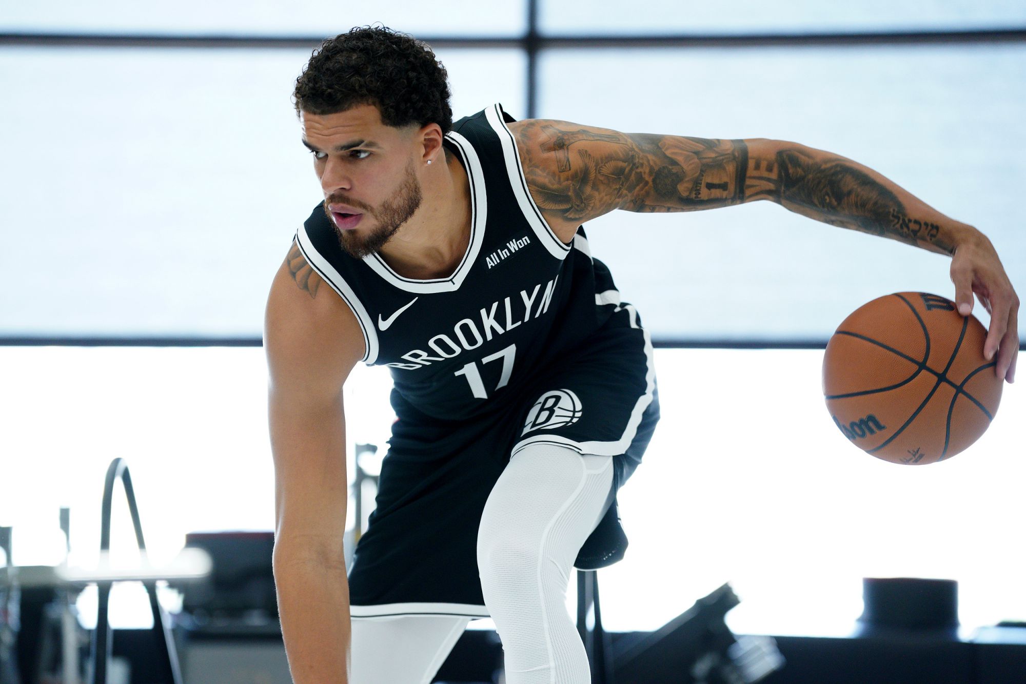 As duas estrelas do Nets mostraram seu poder e encerraram sua seqüência de 7 derrotas consecutivas! marcaram 50 pontos e pegaram 21 rebotes