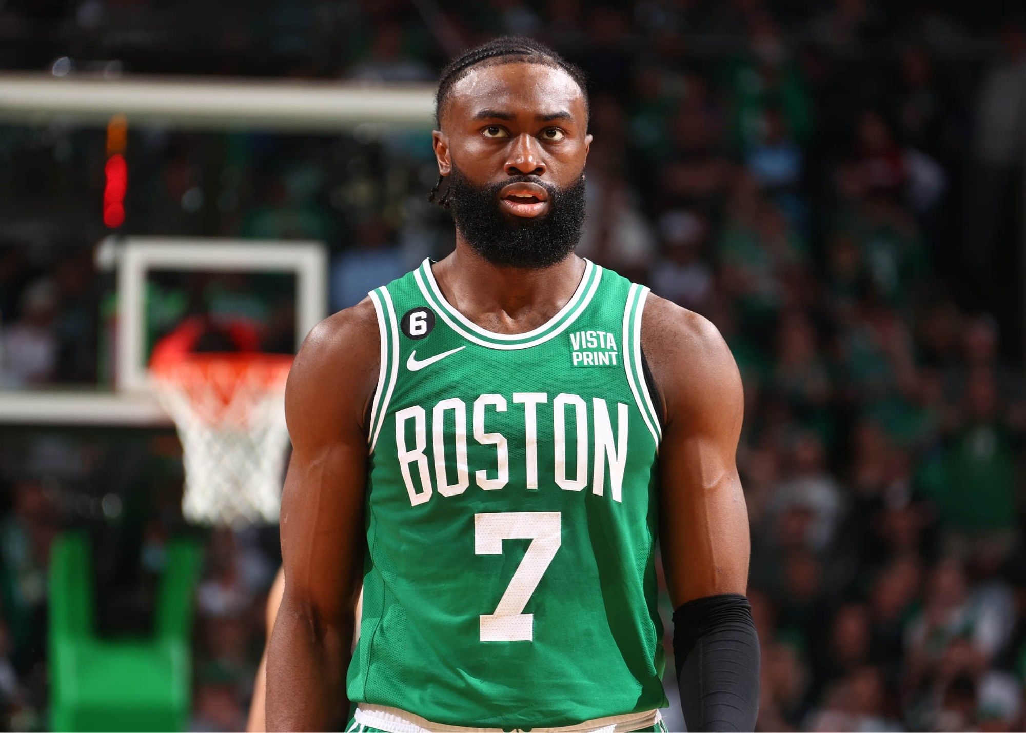 Brown marcou bons 24 pontos no intervalo, e o Celtics venceu o Wizards por 44 a 23 em um único quarto.