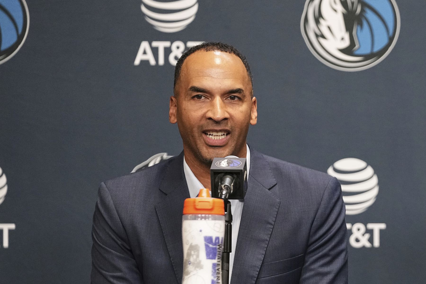 Doncic sobre a demissão de Harrison: estou focado no Lakers no momento