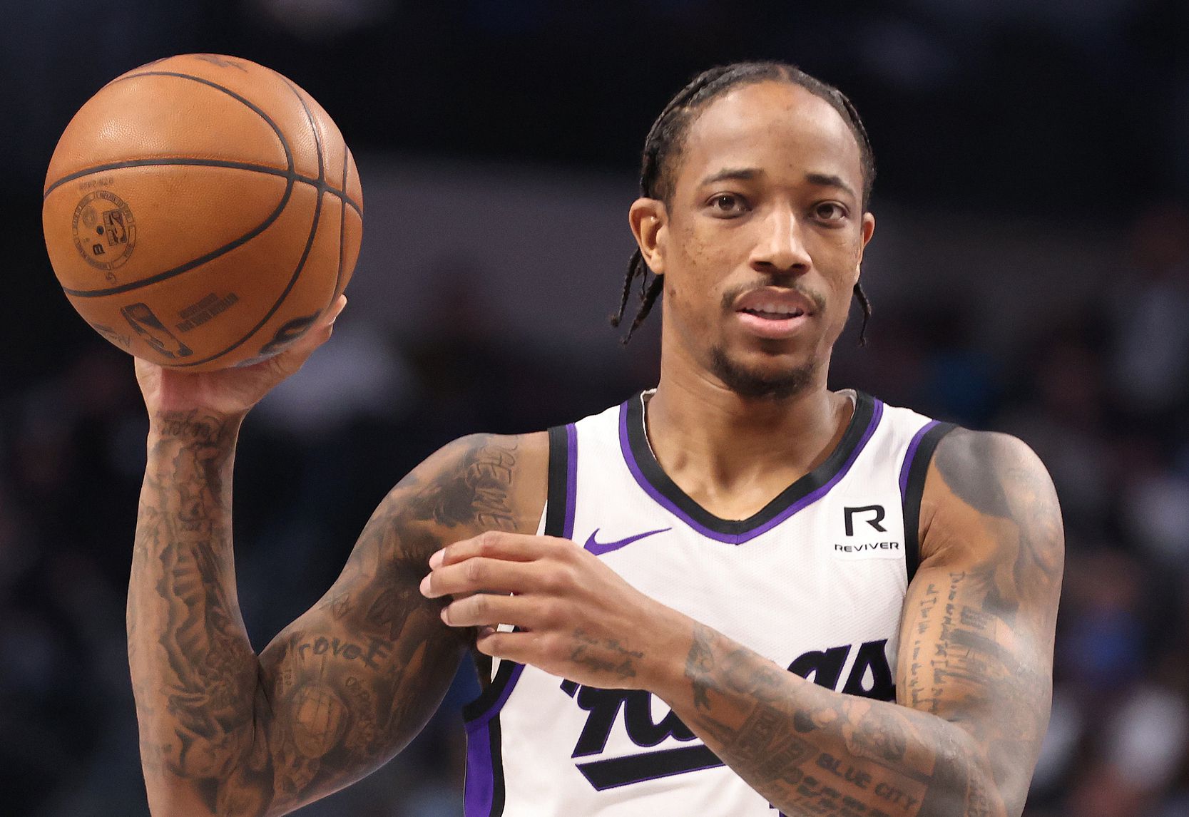 Perdido! DeRozan marcou 4 pontos em 1 de 6 arremessos, um ponto baixo da temporada, com mais ou menos de -31.