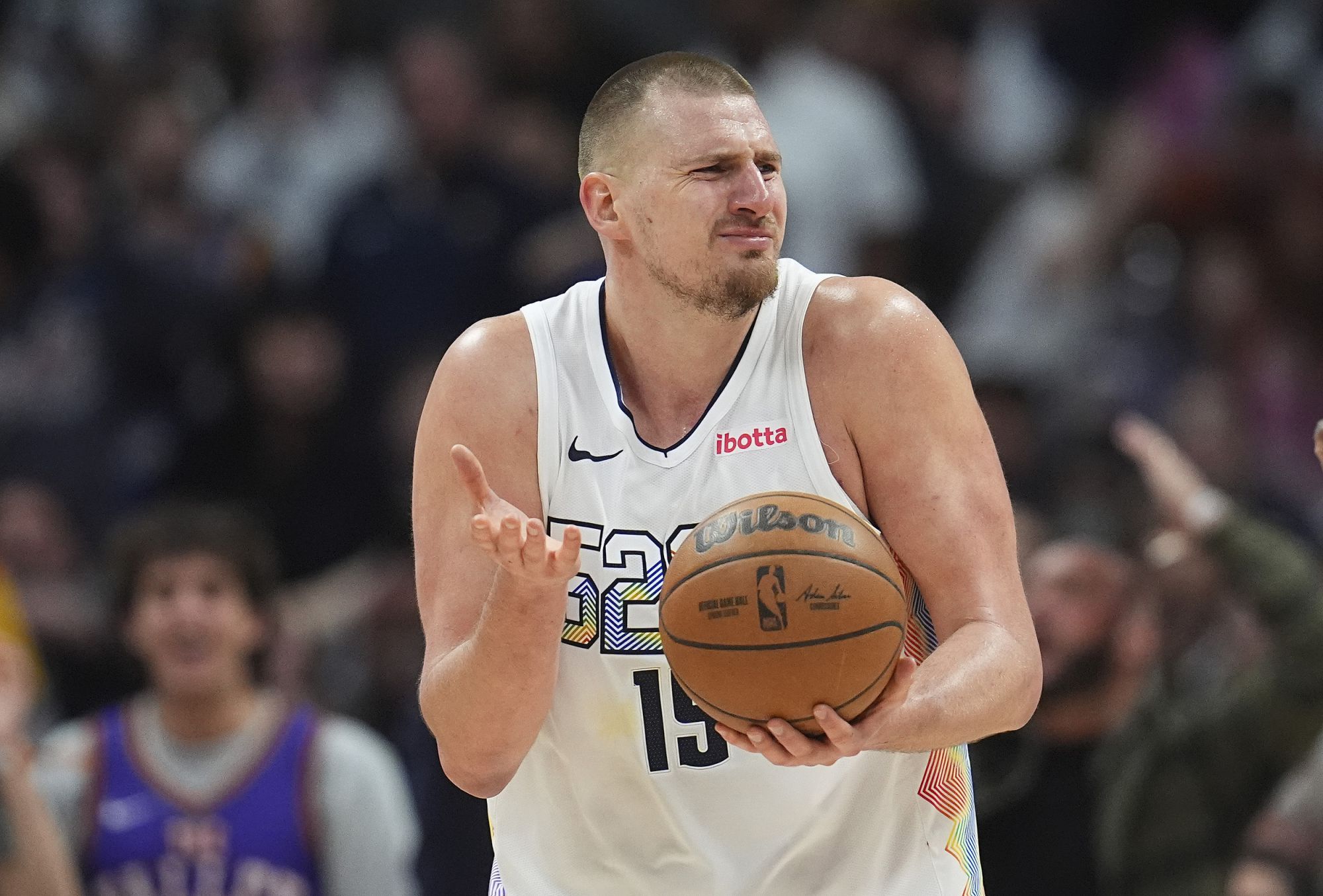 Os 25 pontos de Jokic no primeiro quarto estabeleceram um recorde de pontuação no primeiro quarto para um jogador da quinta posição na história da NBA.