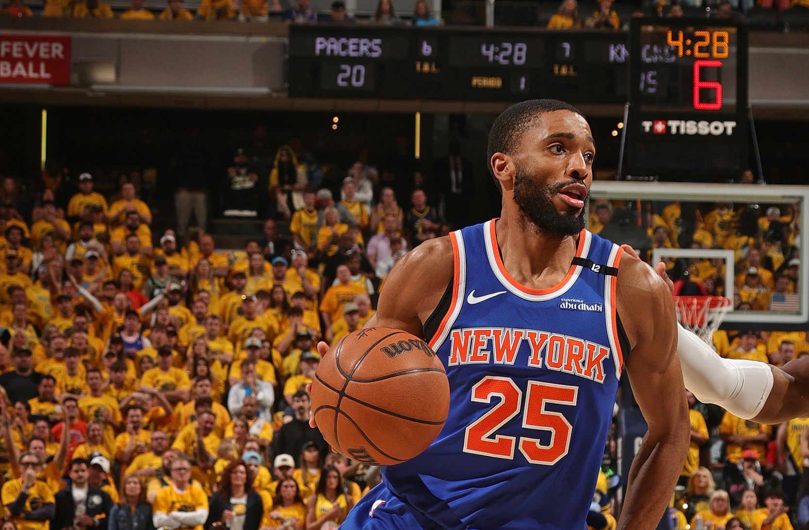 Os Knicks marcaram 31 pontos no terceiro quarto, mas o time da casa ainda estava 18 pontos atrás do Magic.