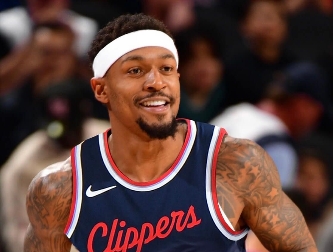 Estranho? A eficiência defensiva do Clippers é a pior do time quando Bill está em quadra e melhora em 14,7 quando ele está fora da quadra.