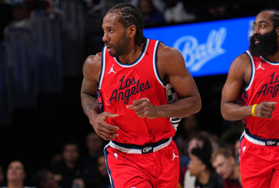 Shams: Leonard perderá mais alguns jogos e os Clippers acreditam que ele retornará às quadras o mais rápido possível