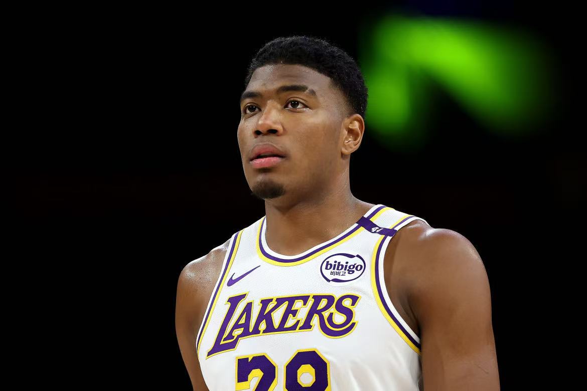 Relatório de lesão do Bucks x Lakers: Antetokounmpo pode jogar, Rui Hachimura e Smart estão ausentes