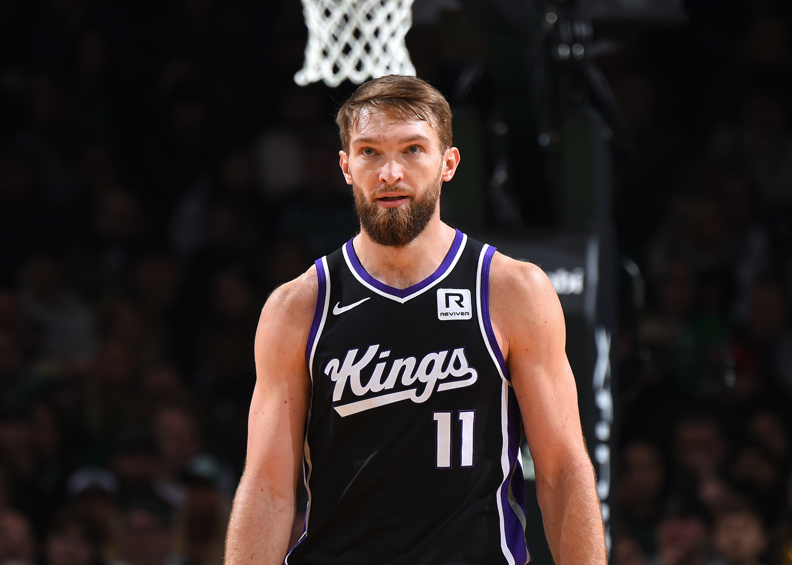 Sabonis marcou 34+11 no ar, marcando 24 pontos no intervalo e não conseguiu impedir o ataque dos Kings no último quarto.