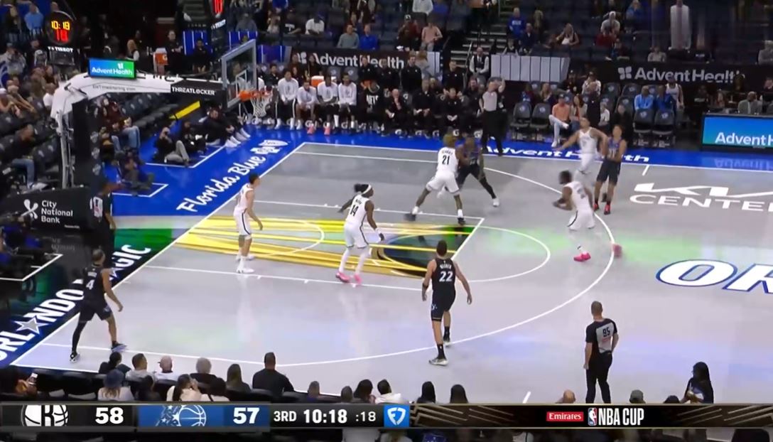 O controle de erros é bom! Nets cometeu 0 erros em um único quarto e venceu o Magic para reverter o jogo