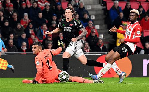 PSV Eindhoven x Arsenal