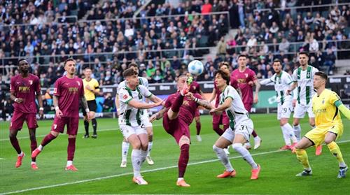 B. Mönchengladbach x Augsburgo