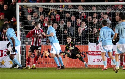 Exeter City x Nottingham Forest