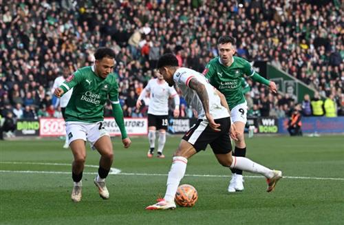 Plymouth Argyle x Liverpool