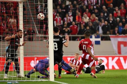 Olympiacos x Qarabag