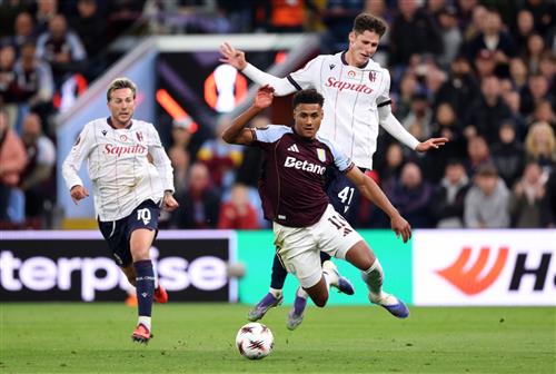 Aston Villa x Bolonha