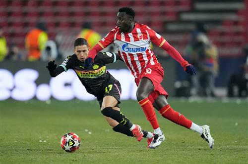 Estrela Vermelha x PSV Eindhoven