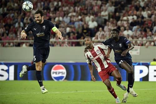 Olympiacos x AEP Pafos
