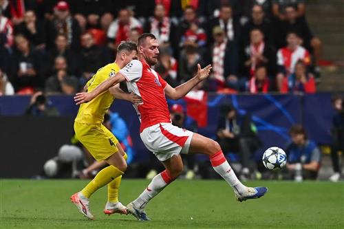 Slavia Praga x Bodo Grint