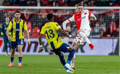 Slavia Praga x Fenerbahçe