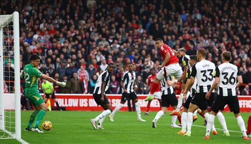 Nottingham Forest x Newcastle United