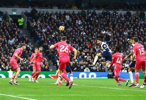Tottenham Hotspur x Ipswich Town
