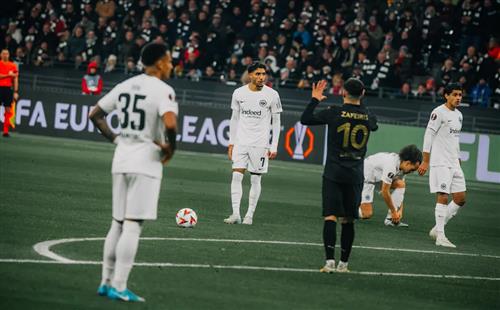 Eintracht Frankfurt x Slavia Praga