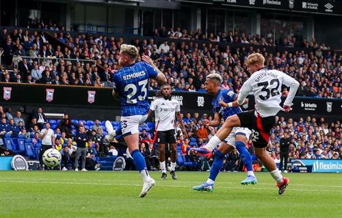 Ipswich Town x Fulham