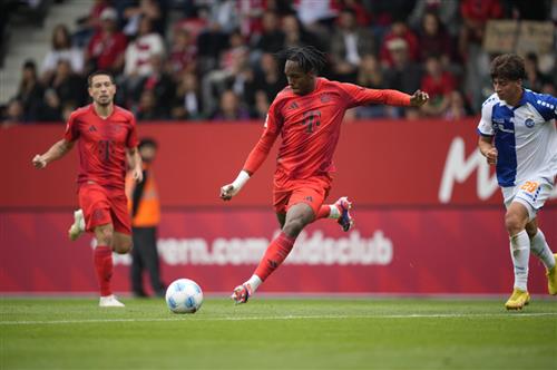 Bayern de Munique x Grasshopper