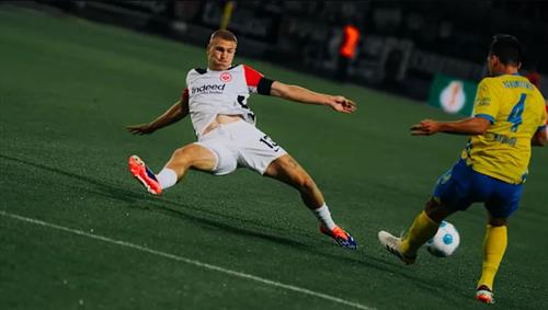 Leste Brunswick x Leste de Frankfurt