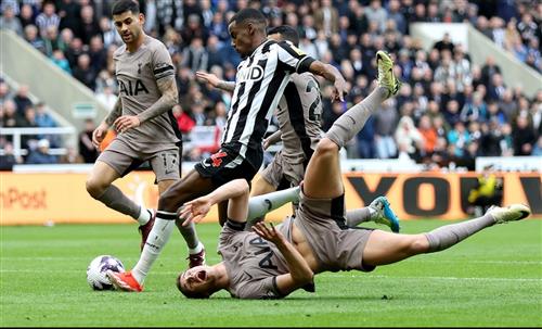 Newcastle United x Tottenham Hotspur
