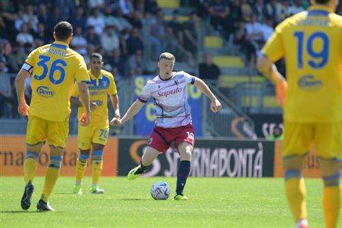 Frosinone x Bolonha