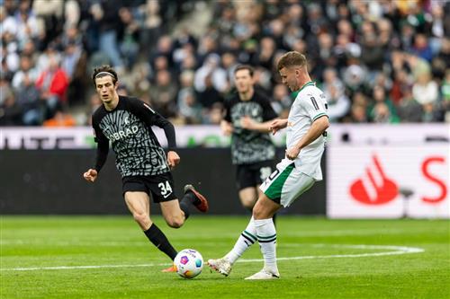 B. Mönchengladbach x SC Freiburg