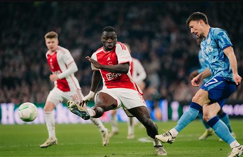 Aston Villa x Ajax
