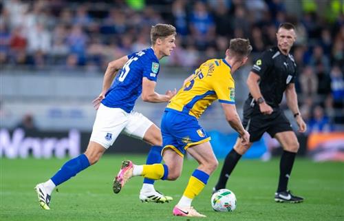Everton x Mansfield Town