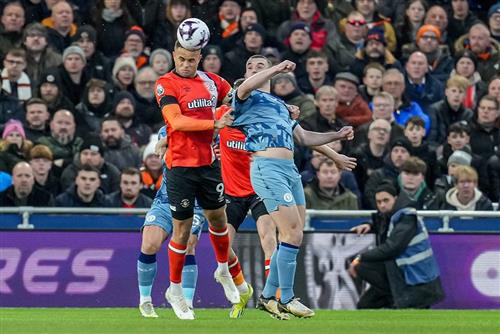 Luton Town x Aston Villa