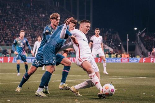 Pauli x Fortuna Dusseldorf