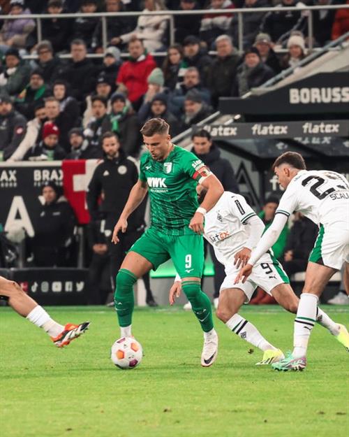 B. Mönchengladbach x Augsburgo