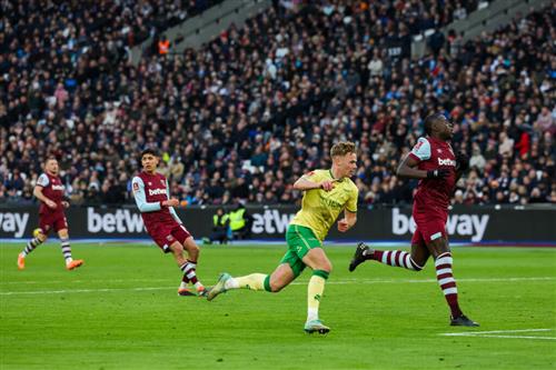 West Ham United x Bristol City