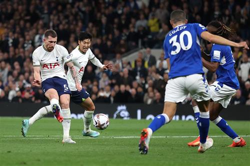 Tottenham Hotspur x Everton