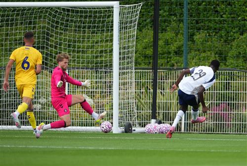 Tottenham Hotspur x Wycombe Wanderers