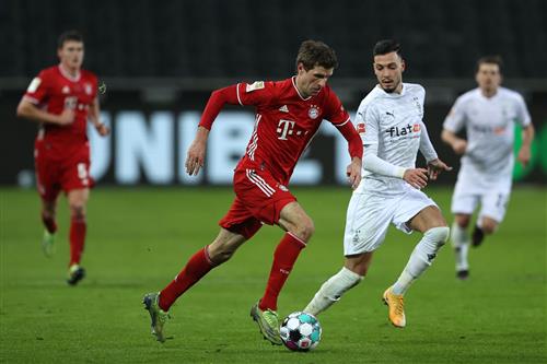B. Monchengladbach x Bayern de Munique