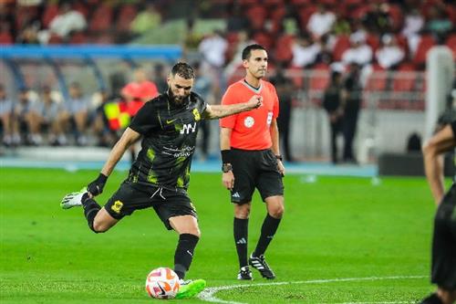 Riade x Ittihad