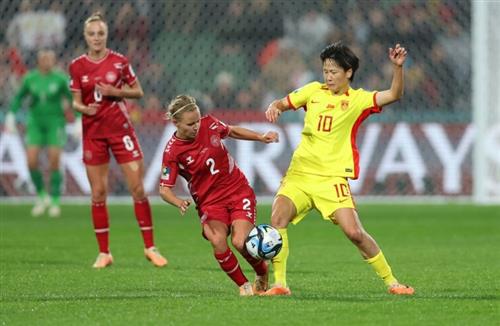 Seleção Chinesa de Futebol Feminino x Seleção Haitiana de Futebol Feminino