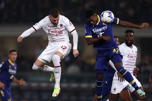 AC Milão x Verona