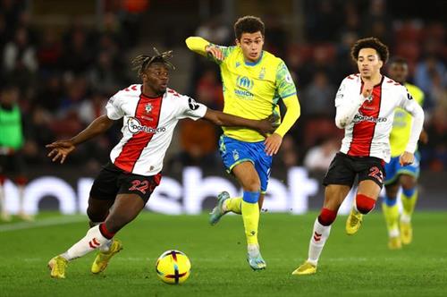 Nottingham x Southampton