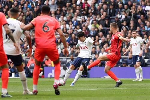 Tottenham Hotspur x Bournemouth